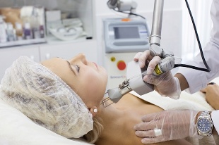 Cosmetics rejuvenate the skin with a laser